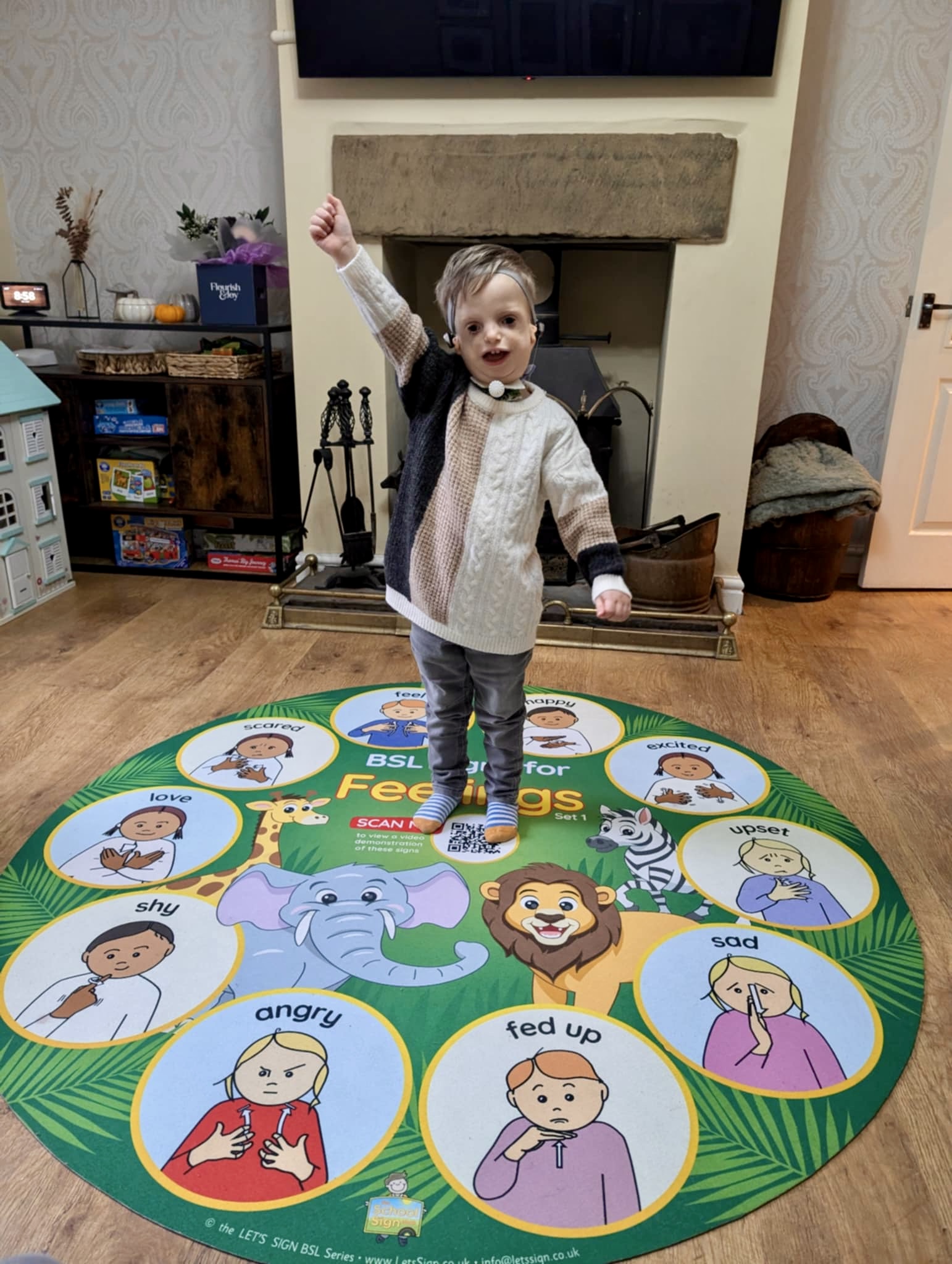 Circular BSL Playmat: FEELINGS SIGNS